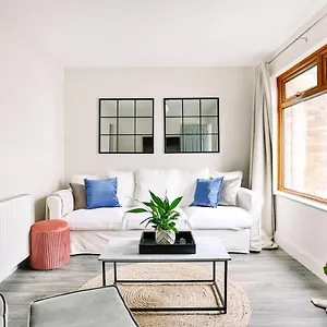 Family Town House , Belfast United Kingdom