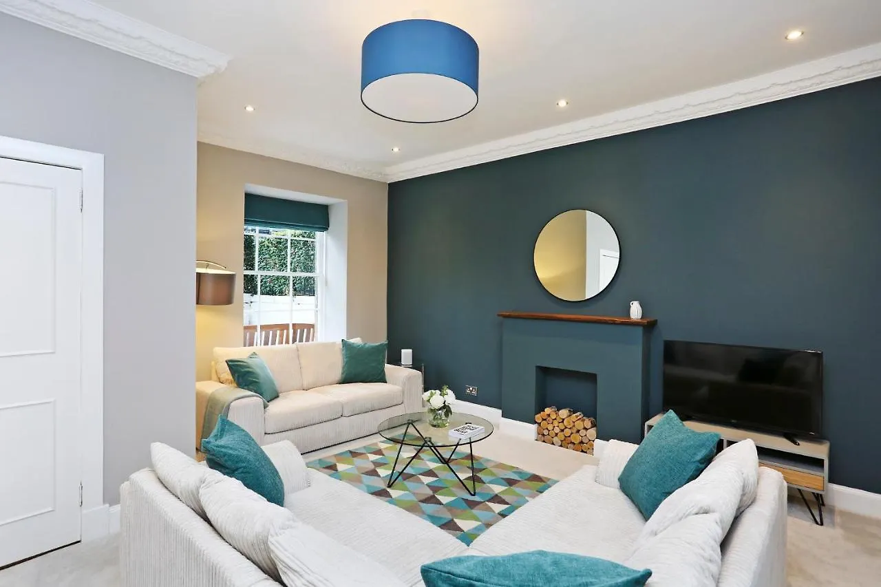Altido Stunning 2Br Apt With Private Entrance In New Town Apartment Edinburgh United Kingdom