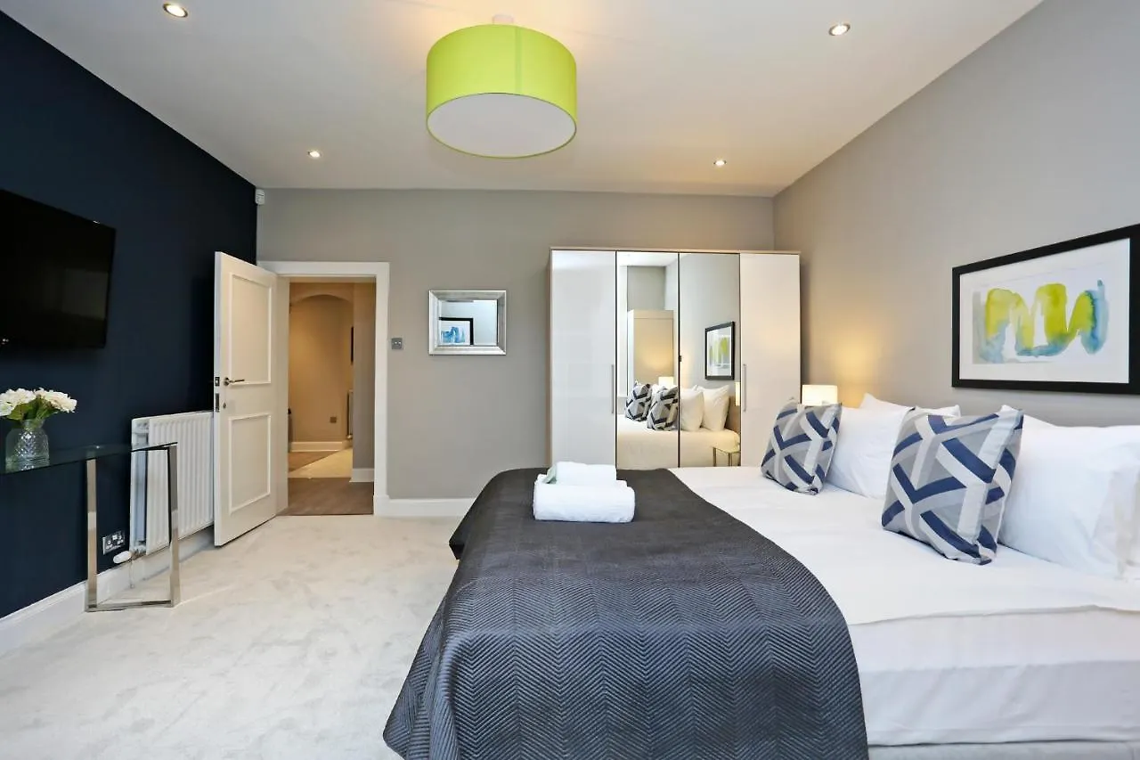 Altido Stunning 2Br Apt With Private Entrance In New Town Apartment Edinburgh 0*,  United Kingdom